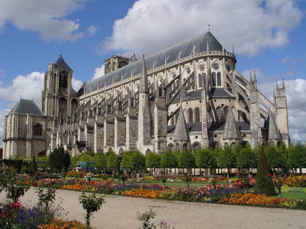 Kyriad Bourges Sud Εξωτερικό φωτογραφία